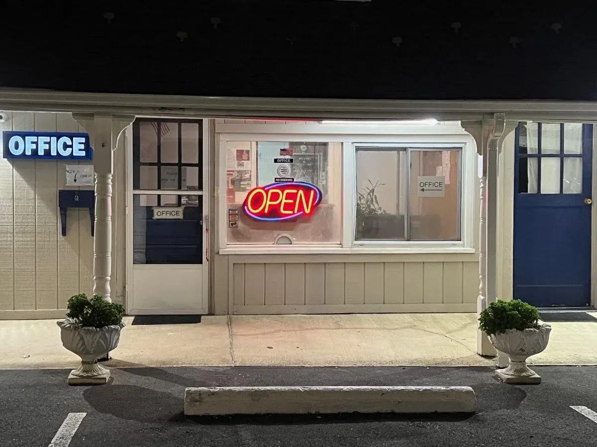 Relax Inn By OYO Natural Bridge I-81