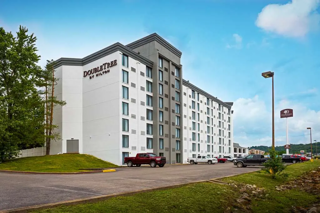 DoubleTree by Hilton Washington Meadow Lands Casino Area