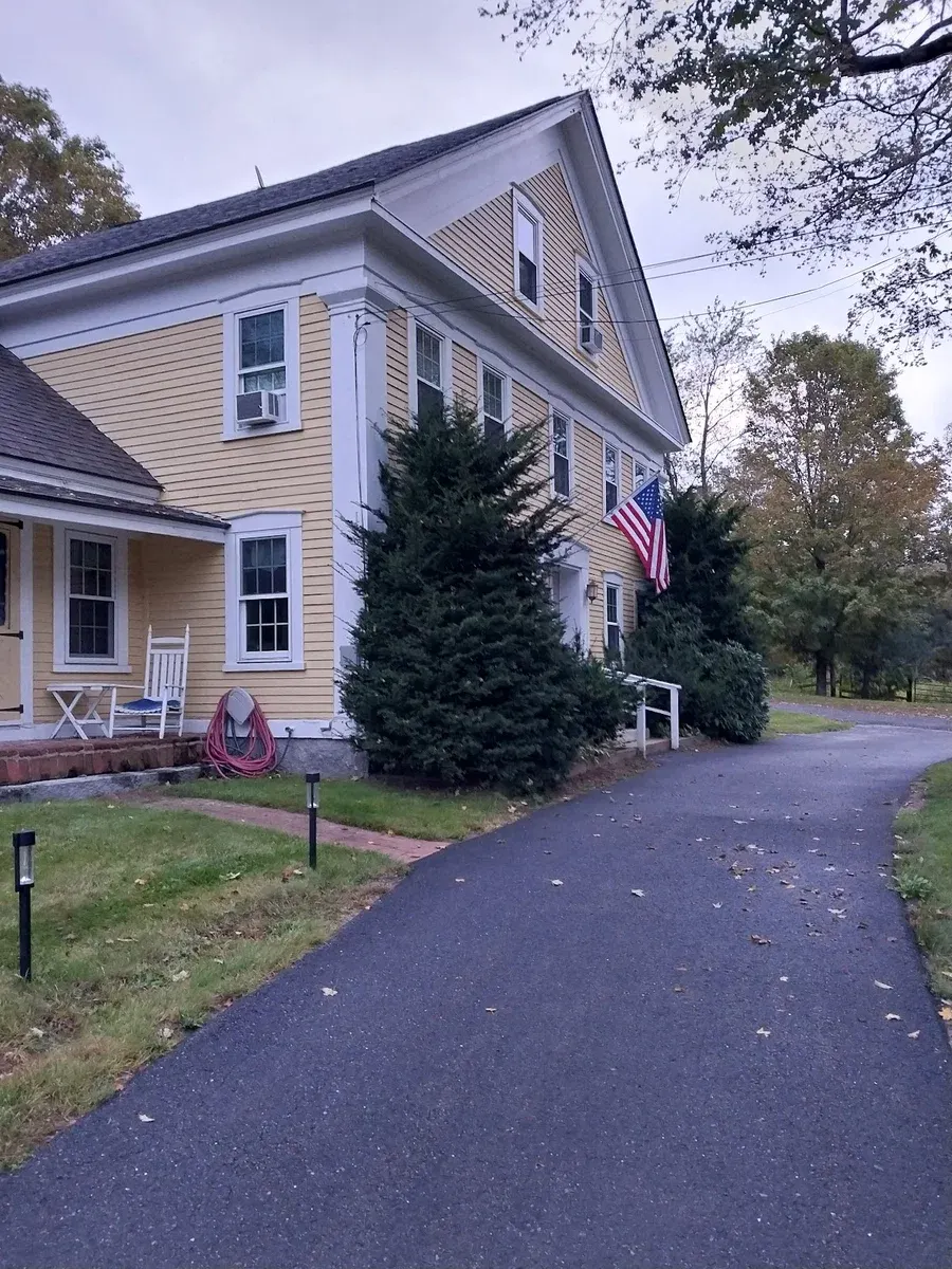The Benjamin Prescott Inn