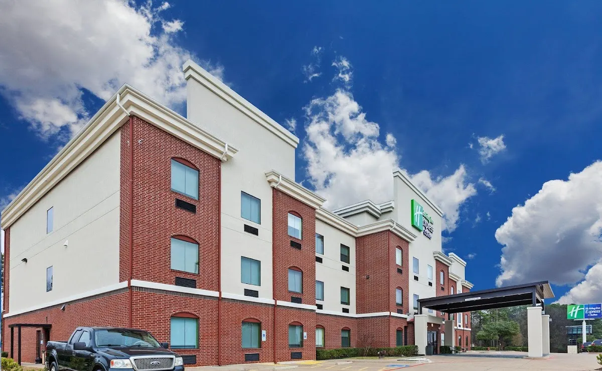 Holiday Inn Express & Suites Longview South I-20 by IHG