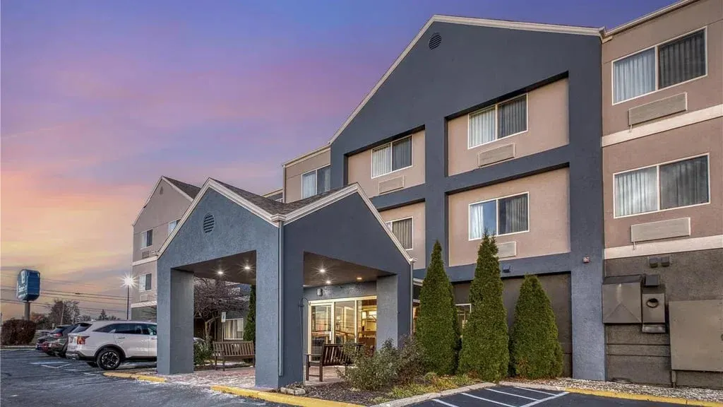 SureStay by Best Western Mount Pleasant Racine