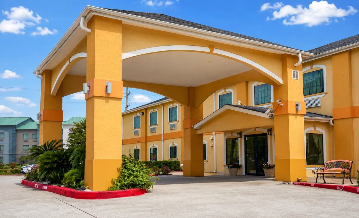 Americas Best Value Inn & Suites Bush Intl Airport
