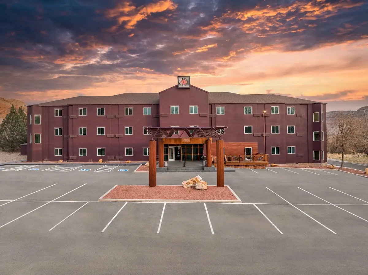 Wolfe's Hotel Moab