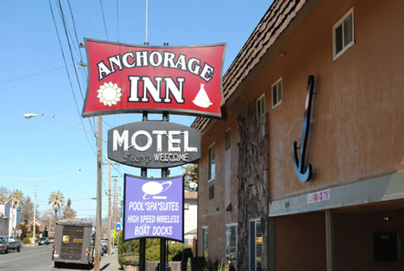Anchorage Inn Lakeport