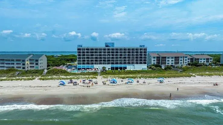 Crystal Coast Oceanfront Hotel