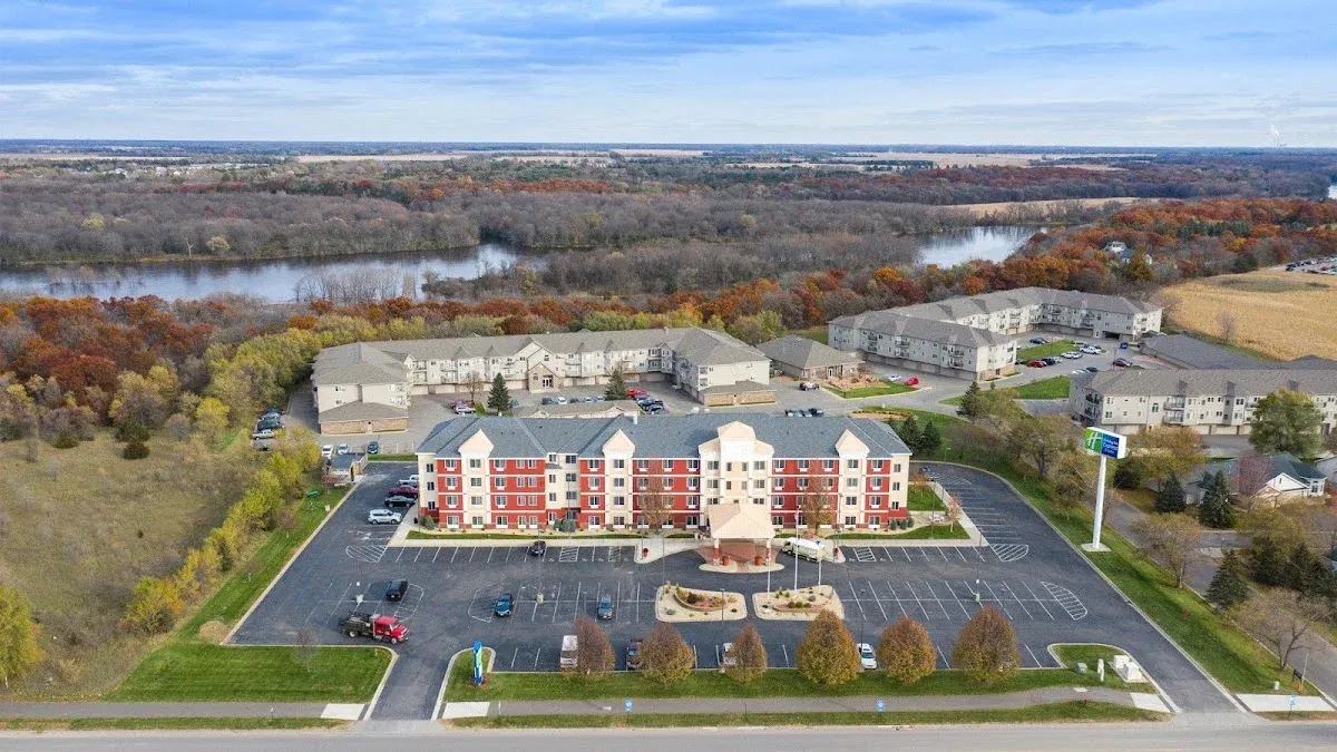 Holiday Inn Express & Suites St. Cloud by IHG