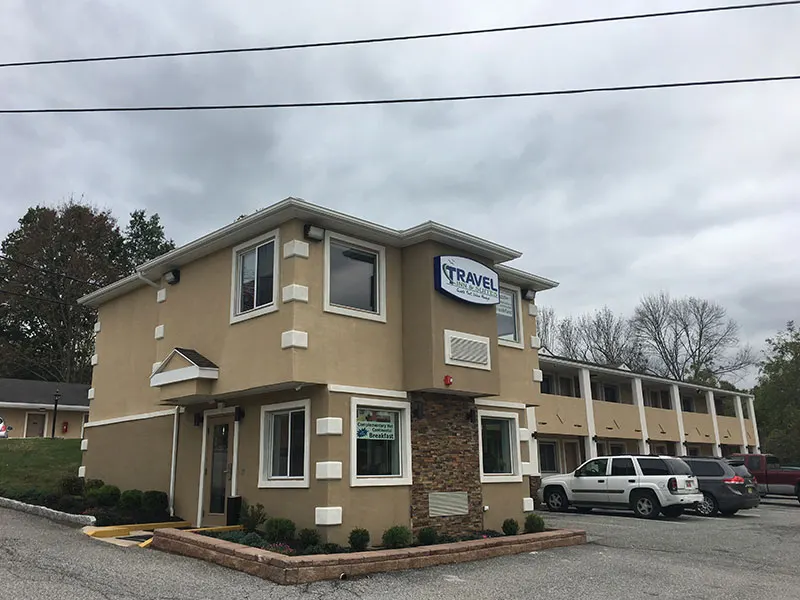 Travel Inn & Suites