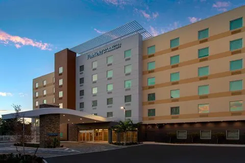 Fairfield by Marriott Inn & Suites Miami Airport West/Doral