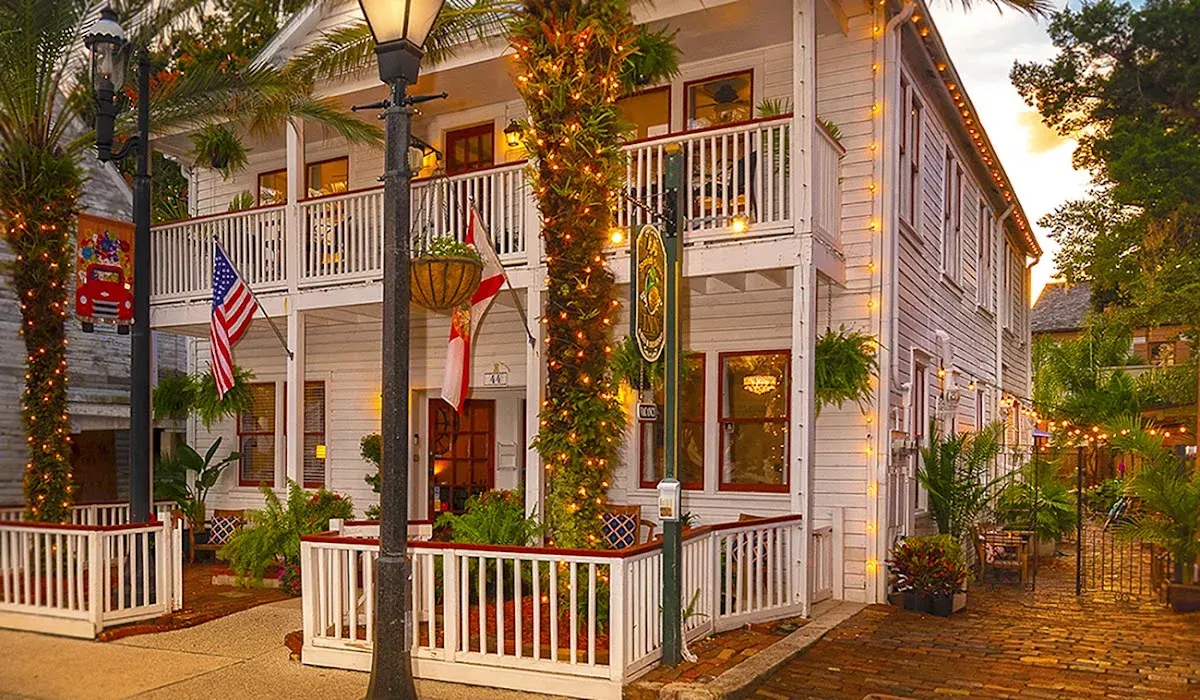 44 Spanish Street Inn (Adults Only)