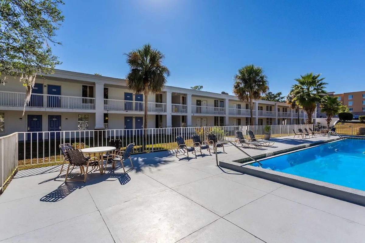Motel 6 Gainesville, FL