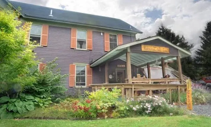 Rooster Comb Inn