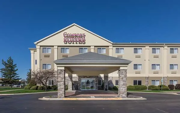 Comfort Suites Saginaw North