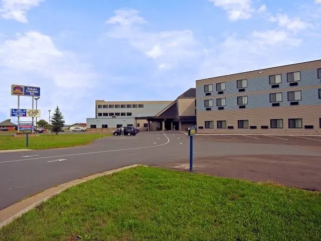 Baraga Lakeside Inn