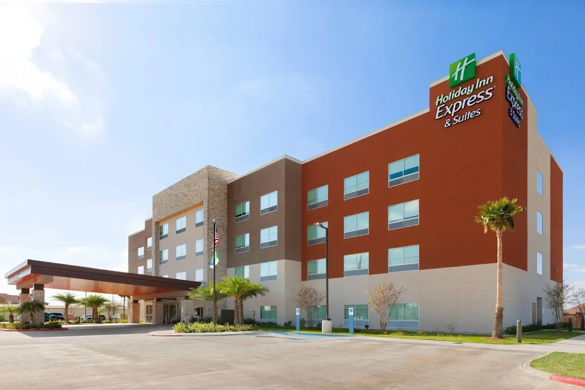 Holiday Inn Express & Suites Edinburg-McAllen Area by IHG