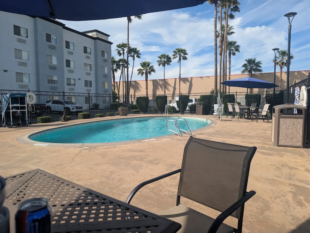 Holiday Inn Express Bakersfield by IHG