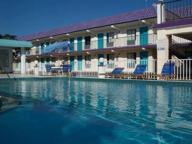 Clearwater Inn