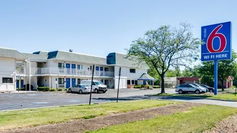 Motel 6 Schiller Park, IL - Chicago O'Hare