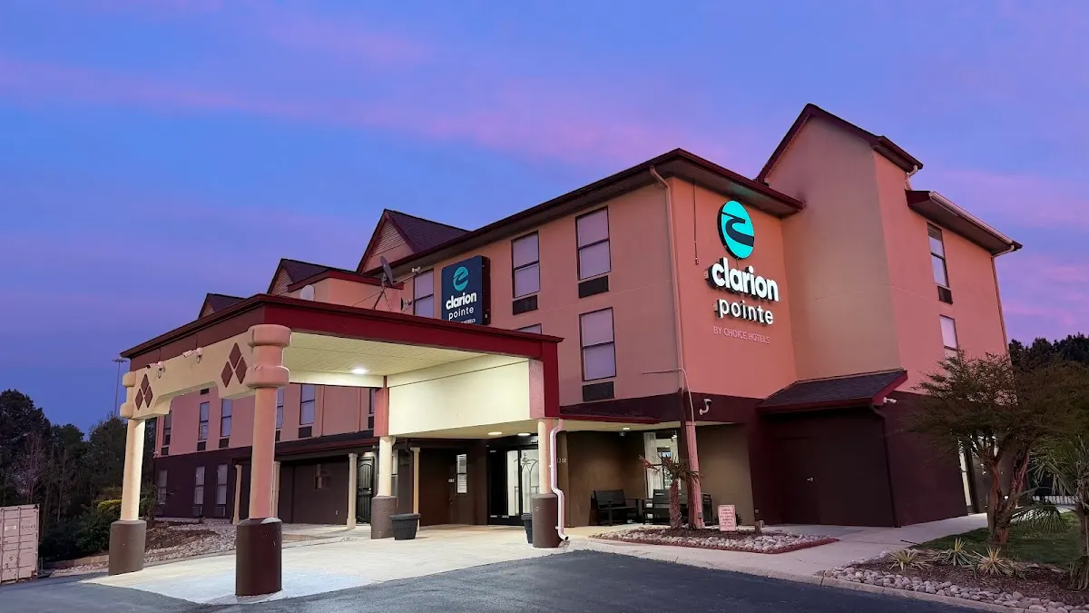 Clarion Pointe