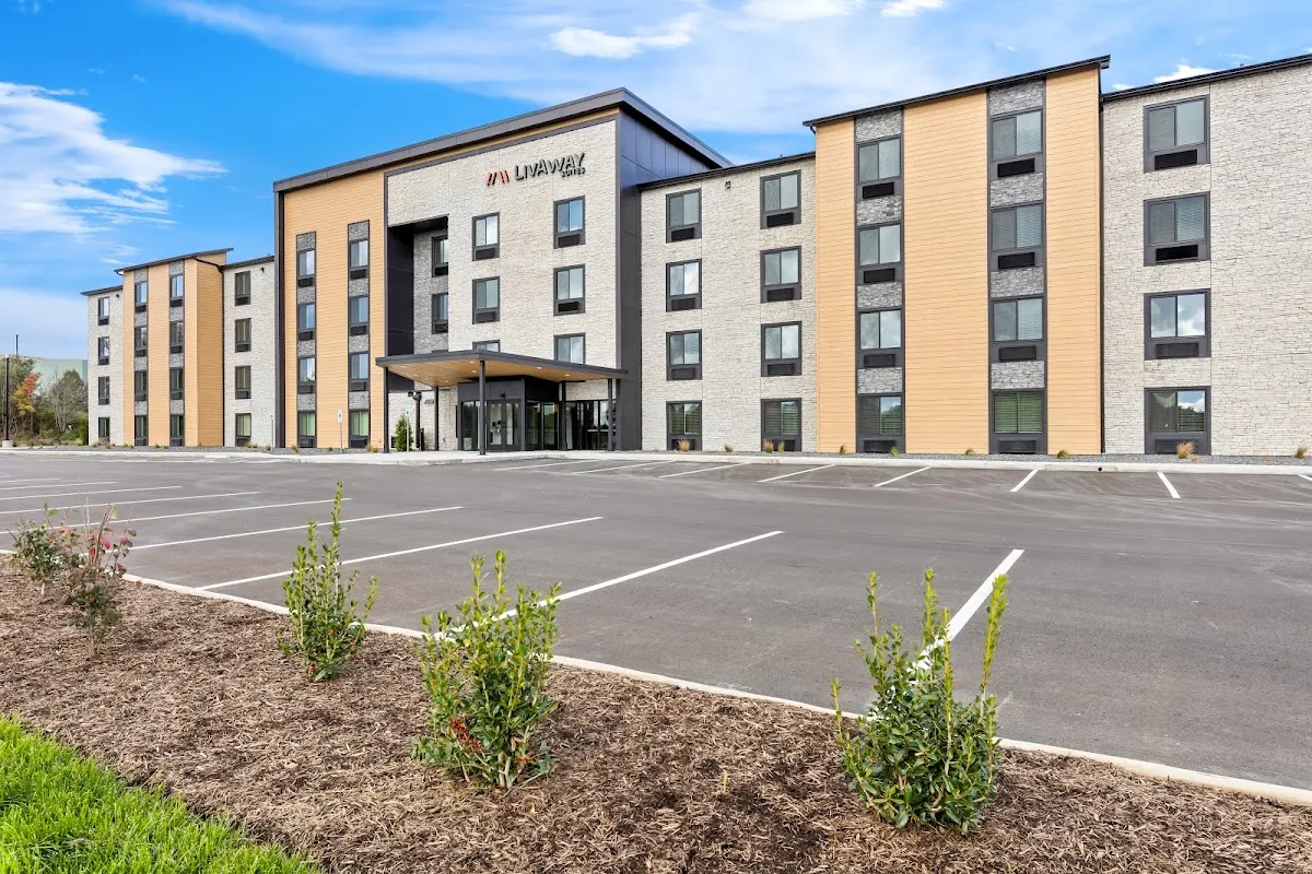 LivAway Suites Smyrna