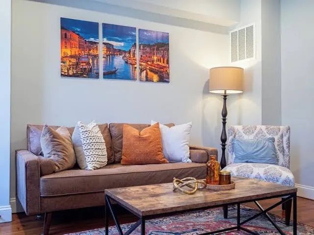 Amazing Townhouse-Heart of Little Italy