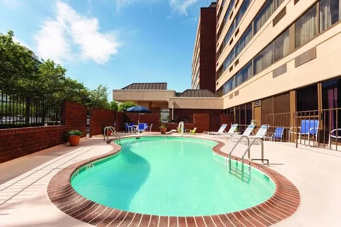 Wingate by Wyndham Springfield