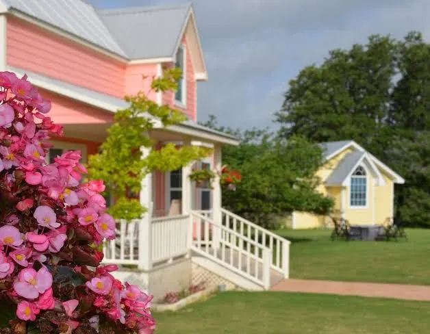 Yellow House Bed and Breakfast & Event Center