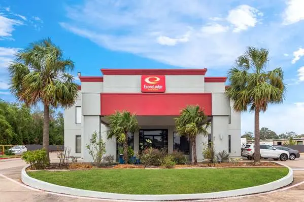 Econo Lodge Inn & Suites Channelview - Houston East