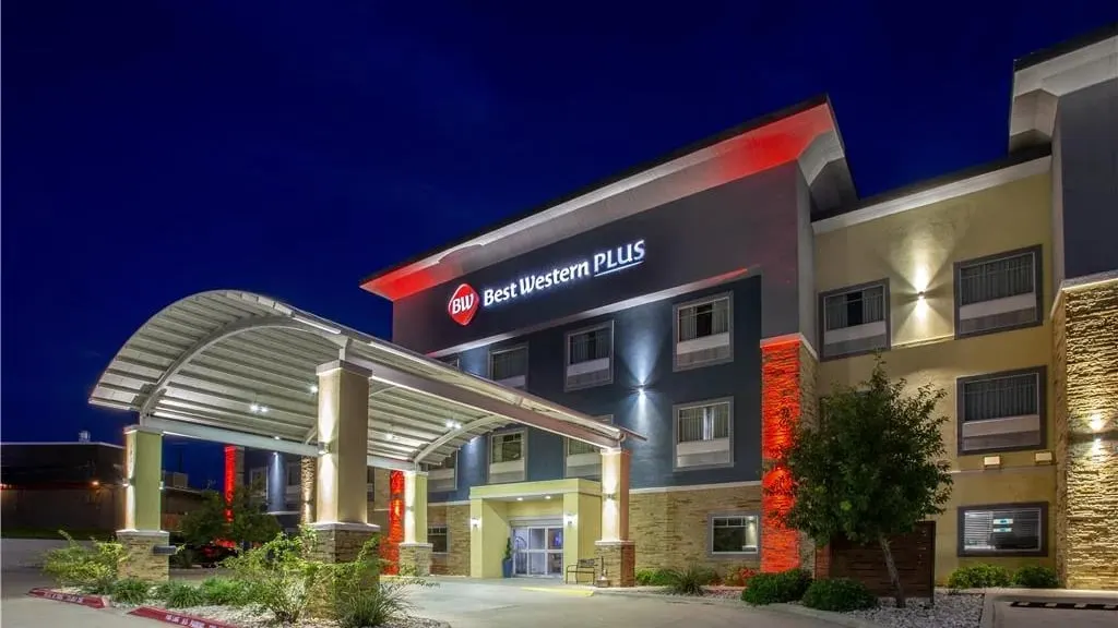 Best Western Plus Lampasas Inn & Suites