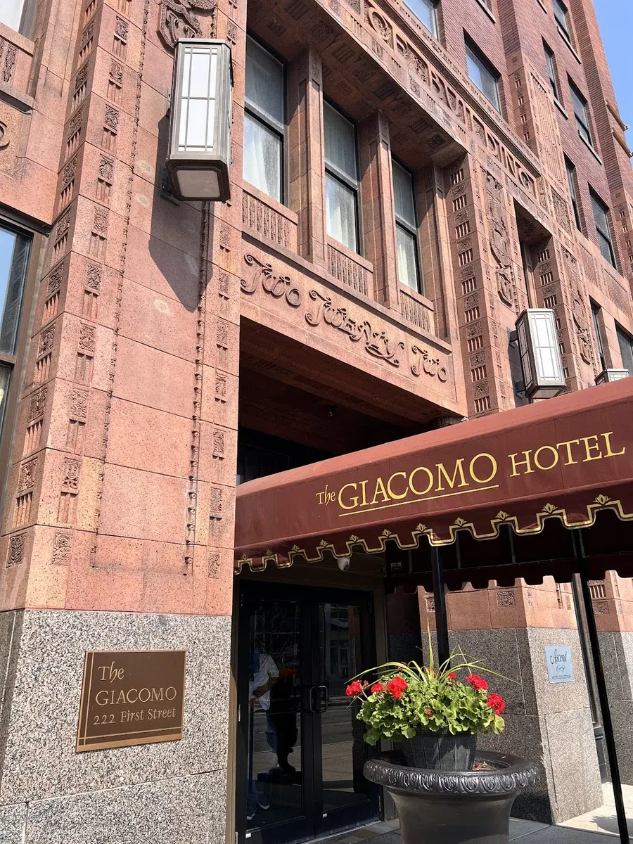 The Giacomo Hotel