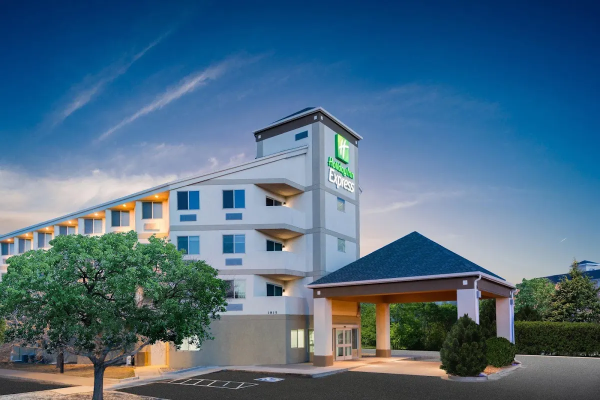 Holiday Inn Express & Suites Colorado Springs Airport by IHG