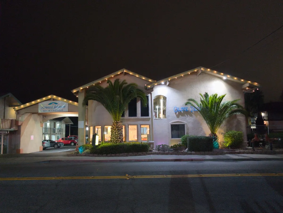 Olive Tree Inn & Suites, a Howard Johnson by Wyndham