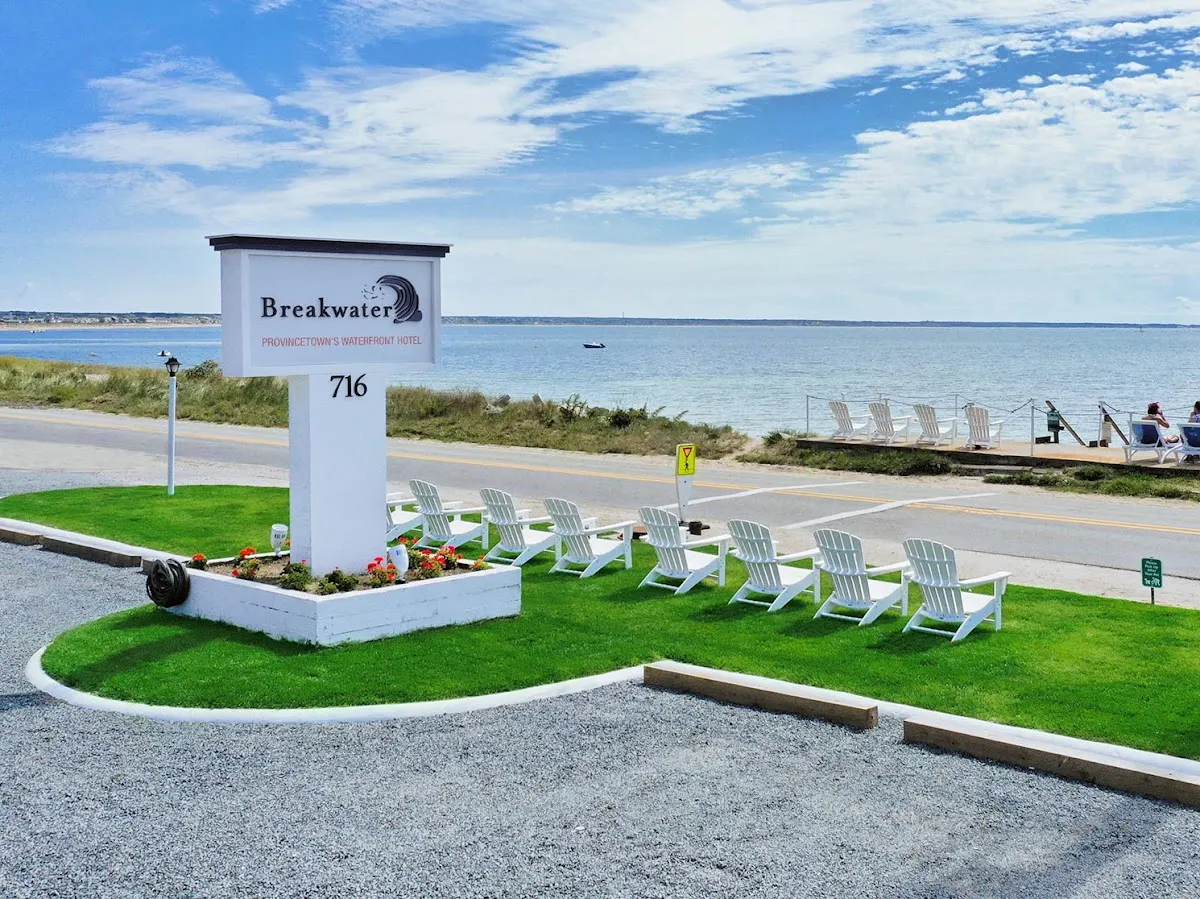 Breakwater Hotel
