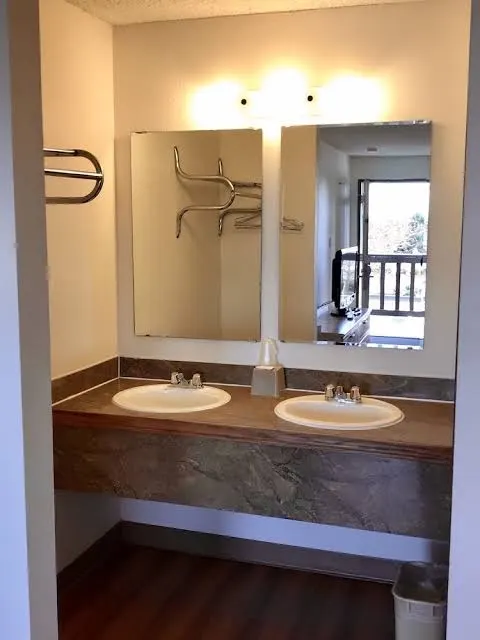 Valu Inn Sea Tac