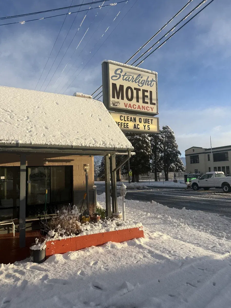 Starlight Motel