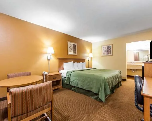 Quality Inn & Suites Cartersville North