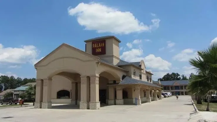 Regency inn
