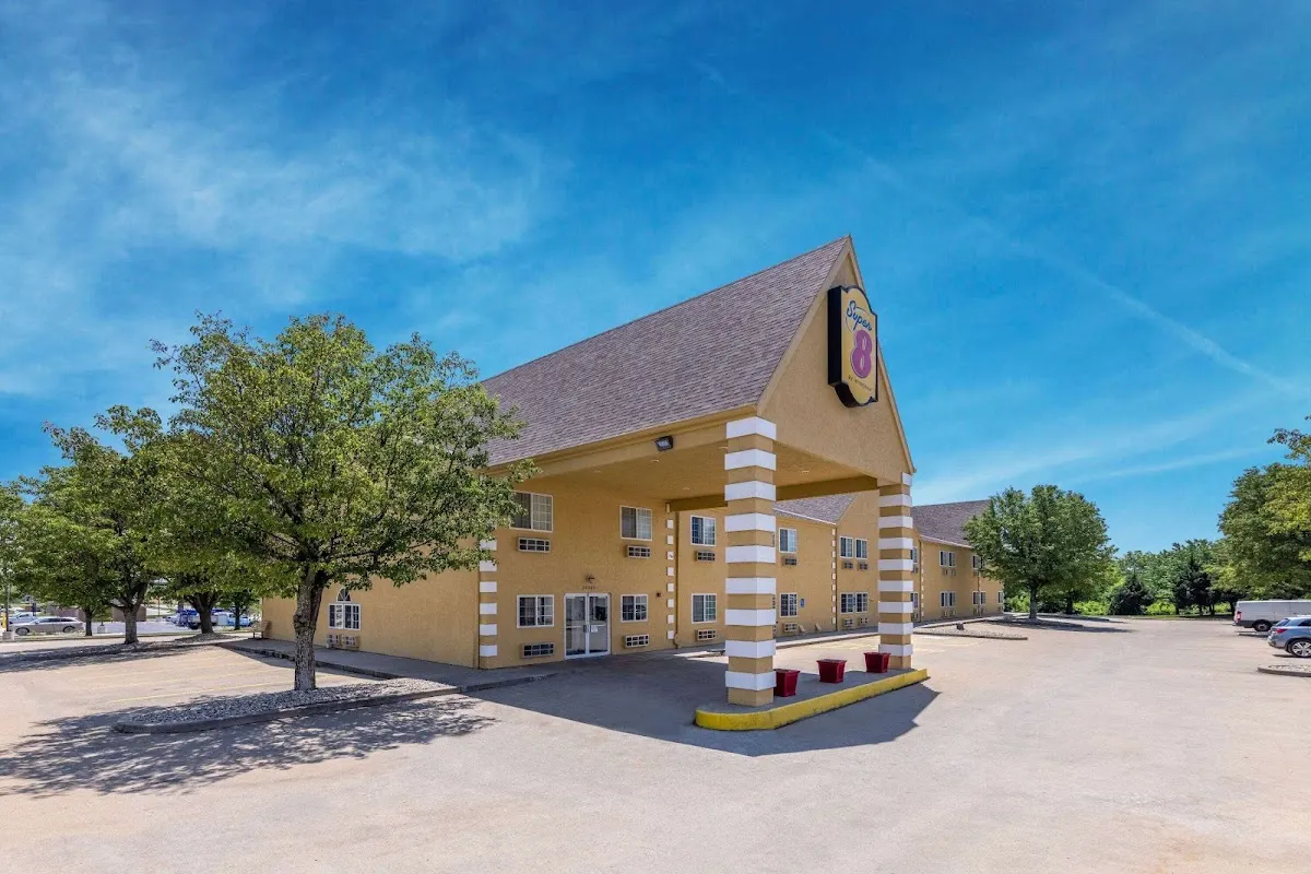Super 8 by Wyndham De Soto
