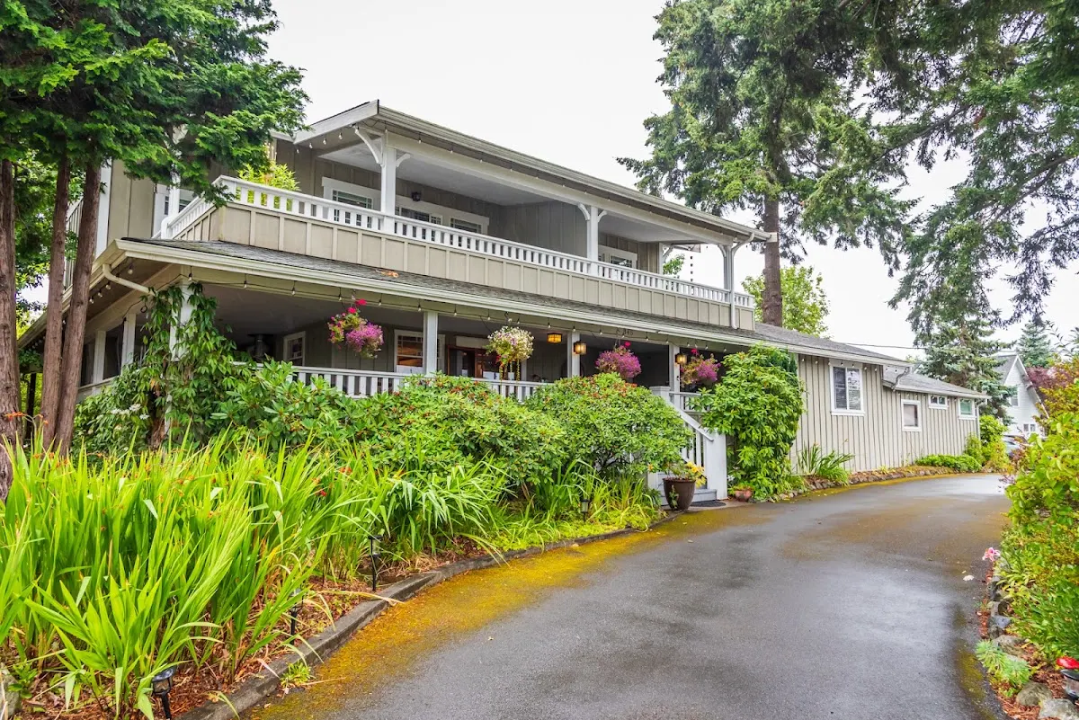 Friday Harbor Grand Bed and Breakfast