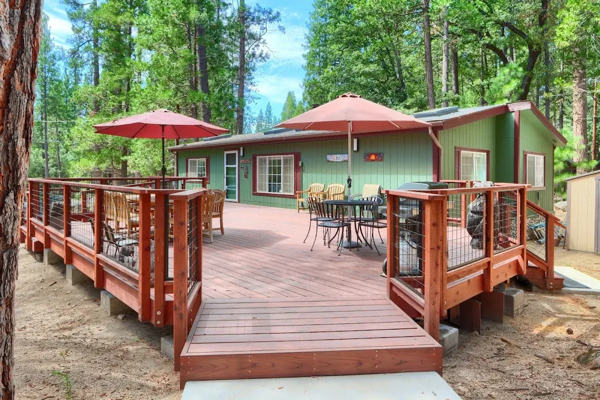 42R Rosenberg's Creekside Cabin