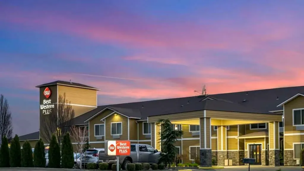Best Western Plus Grapevine Inn