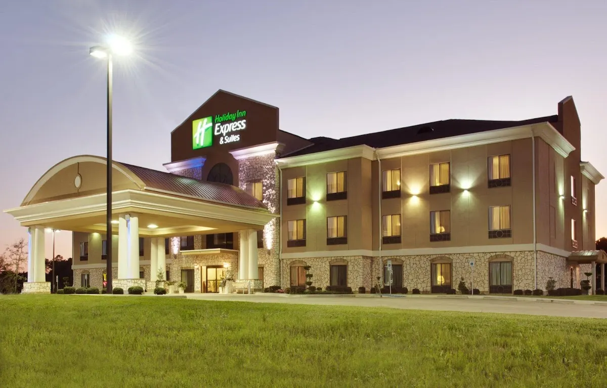Holiday Inn Express & Suites Center by IHG