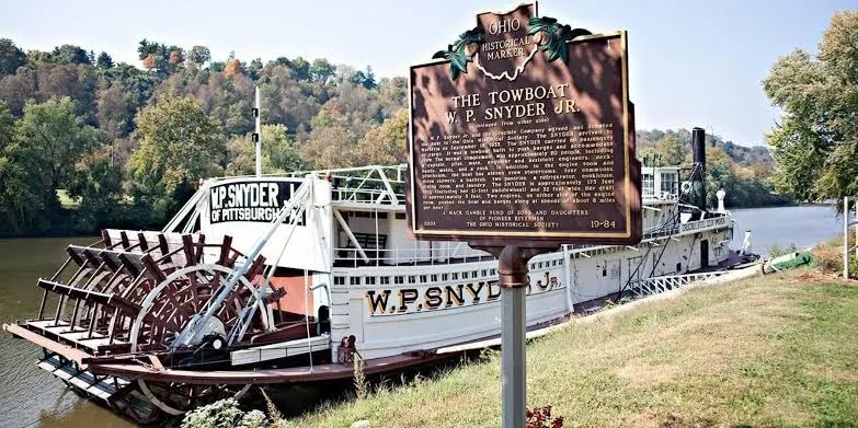 Lafayette Hotel