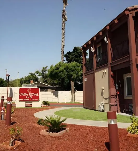 Casa Royal Inn