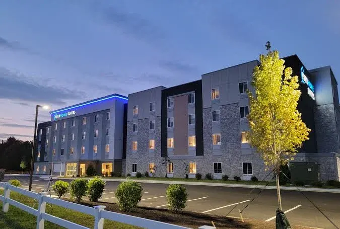 Everhome Suites Portsmouth - Newington