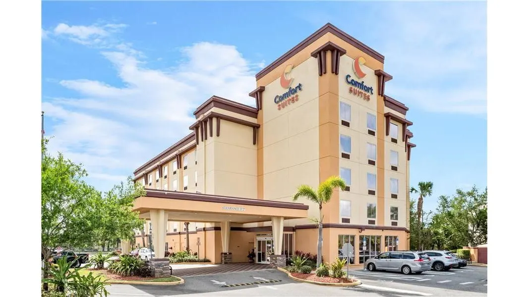 Comfort Suites Orlando International Airport