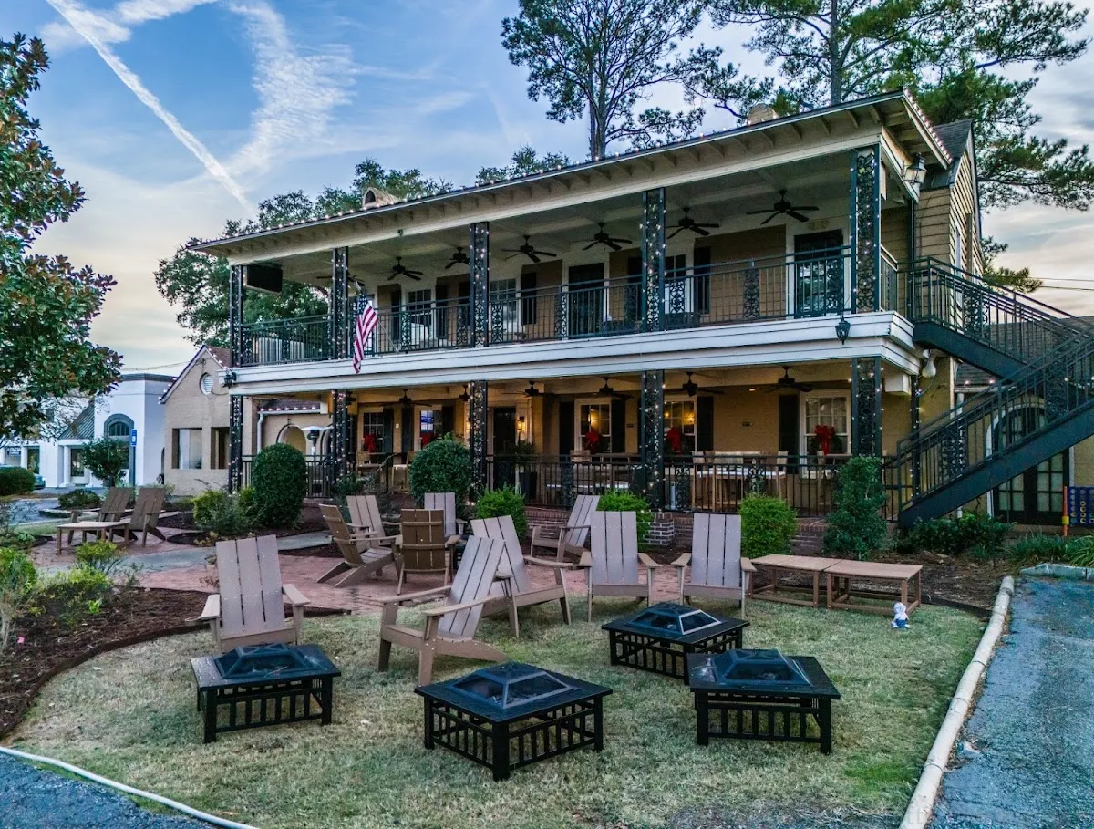 Merry Acres Inn