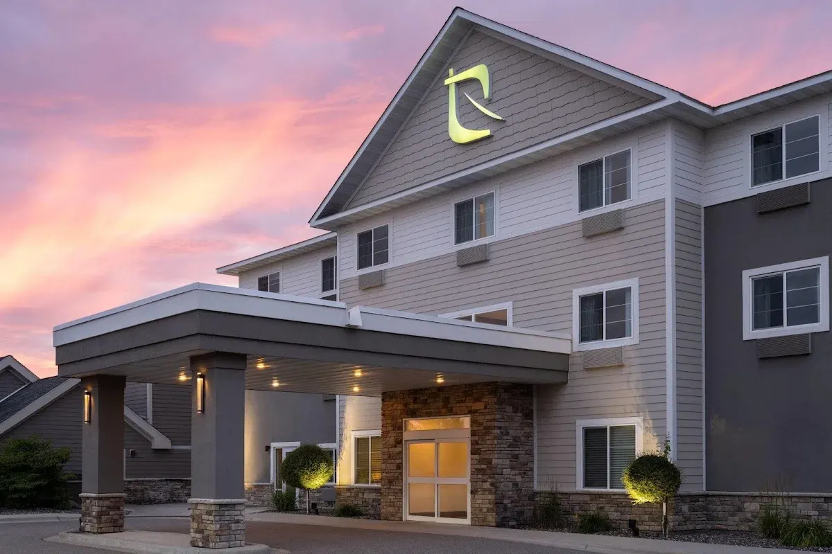 Little Crow Hotel & Conference, Trademark by Wyndham
