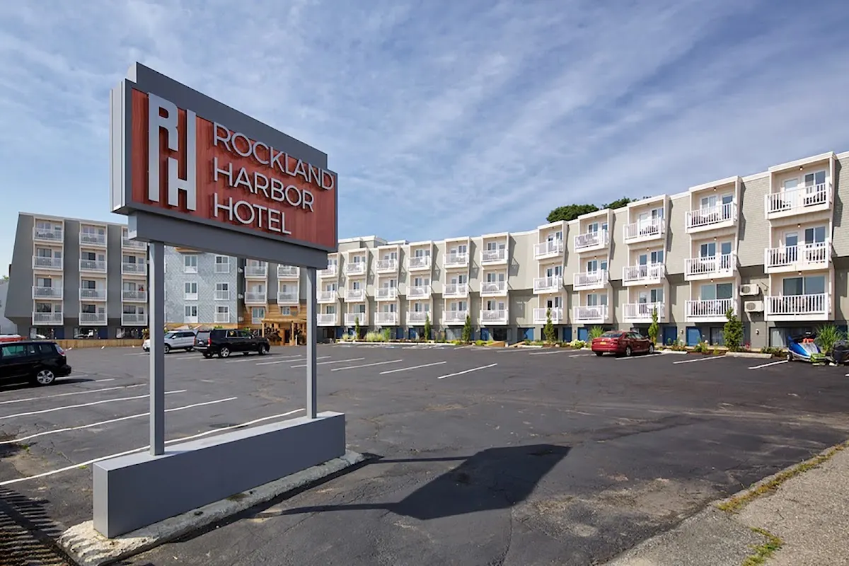Rockland Harbor Hotel