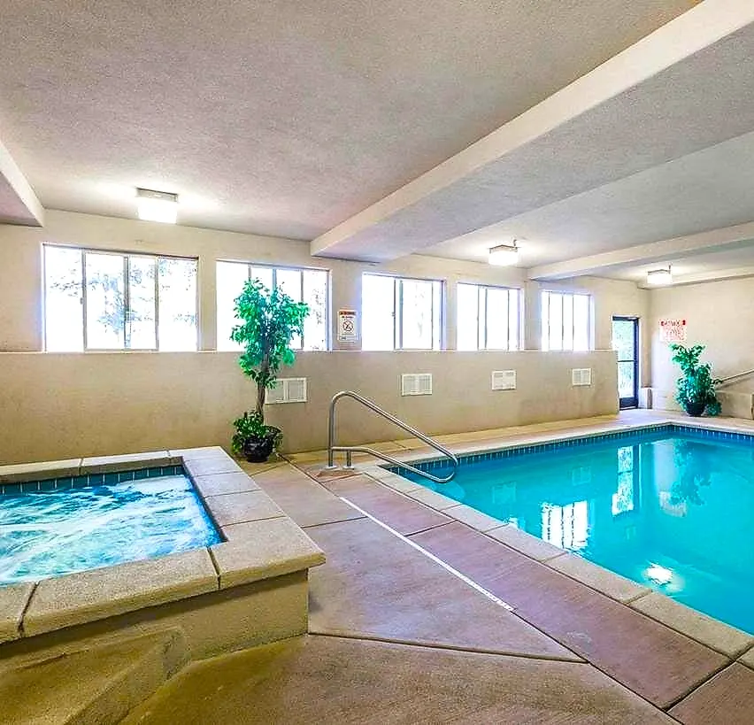 West End Lodge