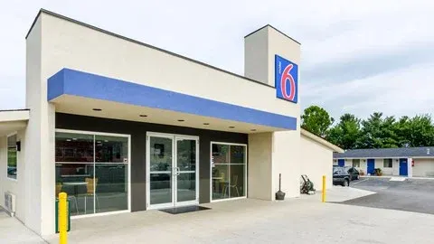 Motel 6 Troutville, VA
